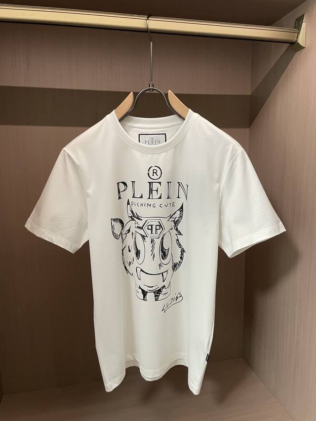 P140 Philipp Plein 2026 Spring/Summer New Arrival: This short-sleeved T-shirt fe