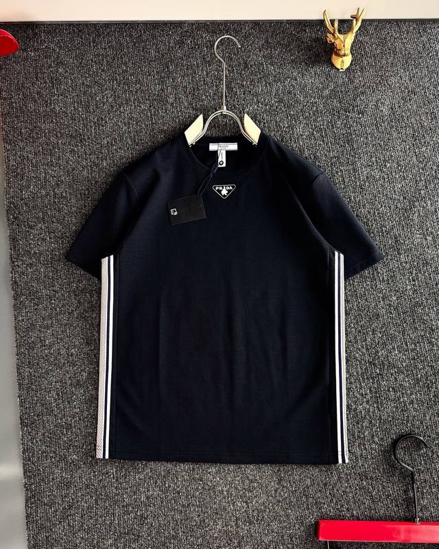 P180 Prad* 2026Ss Spring/Summer New Arrival Set, can be paired with pants. Crew