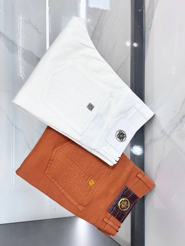 P250 Loewe high-end custom-made, 2026 latest casual five-pocket trousers, availa