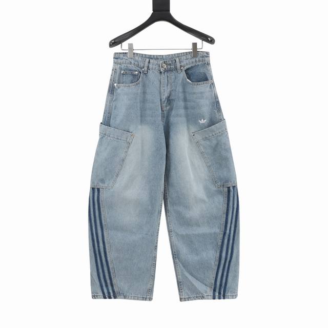 310 Adidas Ad Originals Denimjoggers original version, purchased for 1299 RMB .