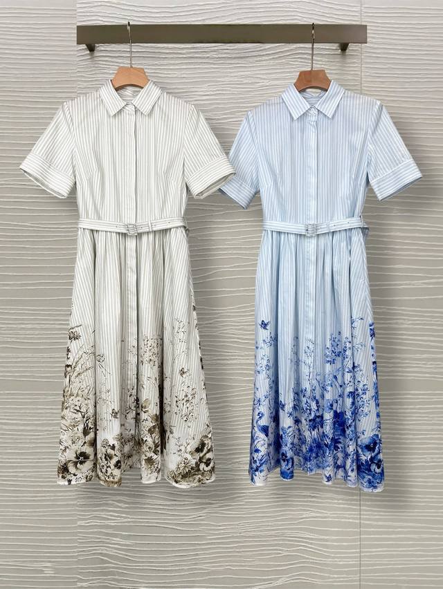 P380原单狠货女装 配包装26夏季上新New Arrival 26夏季 Cd* 条纹花卉收腰翻领大摆连衣裙，经典竖条纹+下摆水墨花鸟印花，法式氛围感拉满，翻领