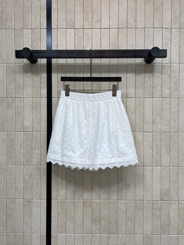 P270 L's 2026 Summer New White Jacquard Short Style: Lightweight and breathable