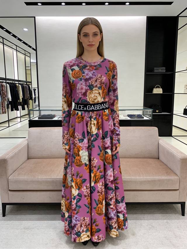 Style No. D26012746 & Dolce & Gabbana Dg* New All-Over Floral Print Fashion Two-