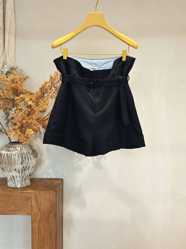 P320 Original high-quality women's shorts, new Saint Laurent 26Ss runway style w