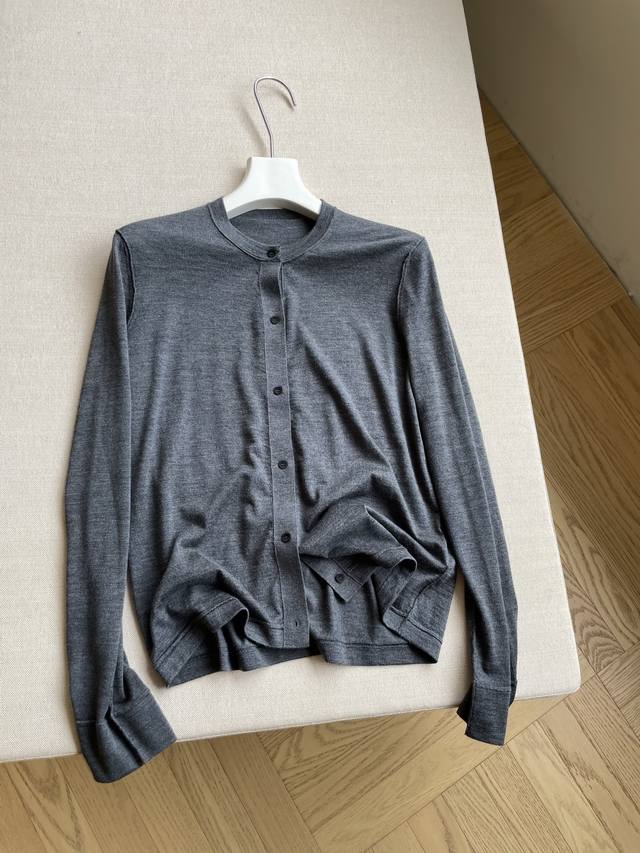 P810 Original Women's Cardigan with Packaging. A lightweight, high-density knitt