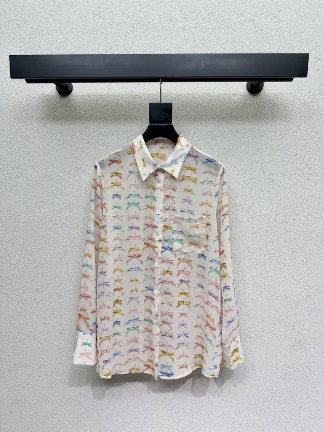 P270 D-brand bow print shirt, understated luxury, three-dimensional tailoring, s