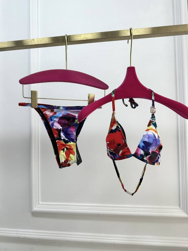 Sizes S, M, L, P270 P Abstract Floral Print Dg Logo Triangle Bikini Swimsuit Set