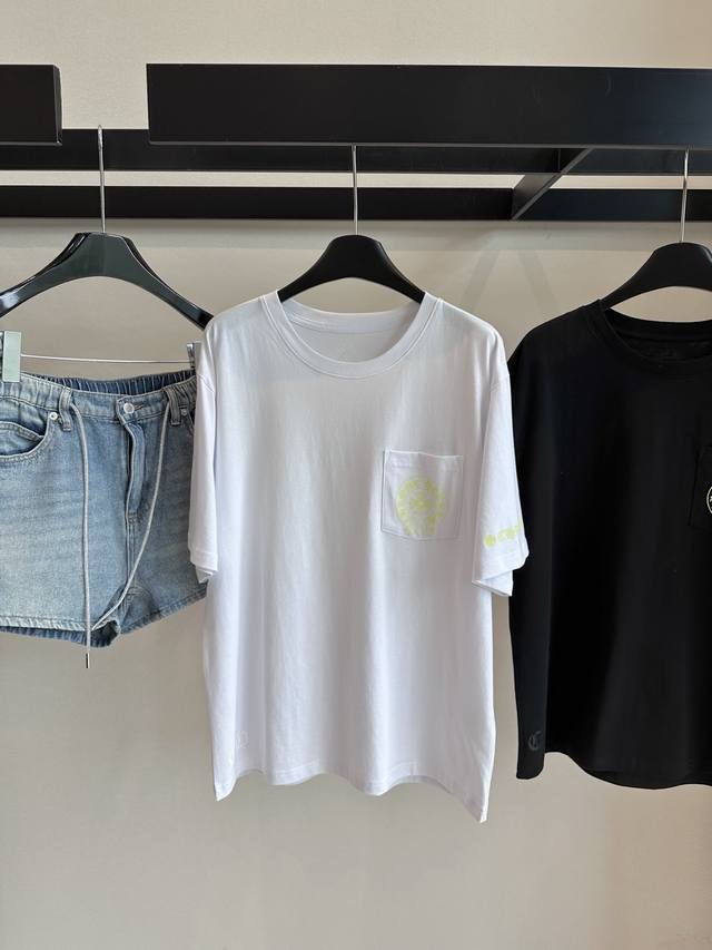 P250 2026 Spring/Summer New Chrome Hearts Short-Sleeve T-Shirt. This fluorescent