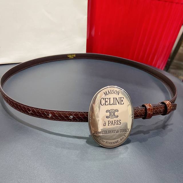 210 赛琳Celine 头层牛皮革，纯铜金属件，宽度： 1.3厘米