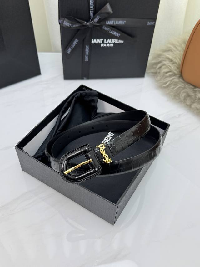 210--2026 开春秀款Saint Laurent 圣罗兰女士腰带皮带 原厂真金电渡扣头，意大利原厂皮，宽2.0Cm，代购级。