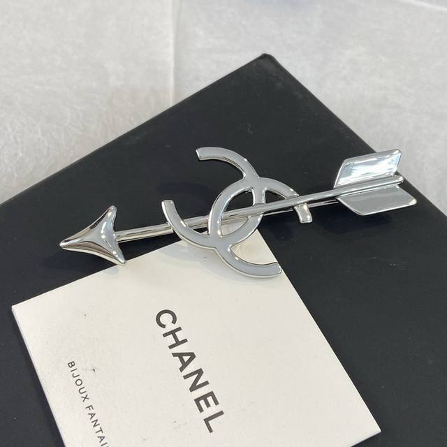 Xz0923 P80 Cupid's Arrow Brooch 26S Spring/Summer Newest Collection - Absolutely