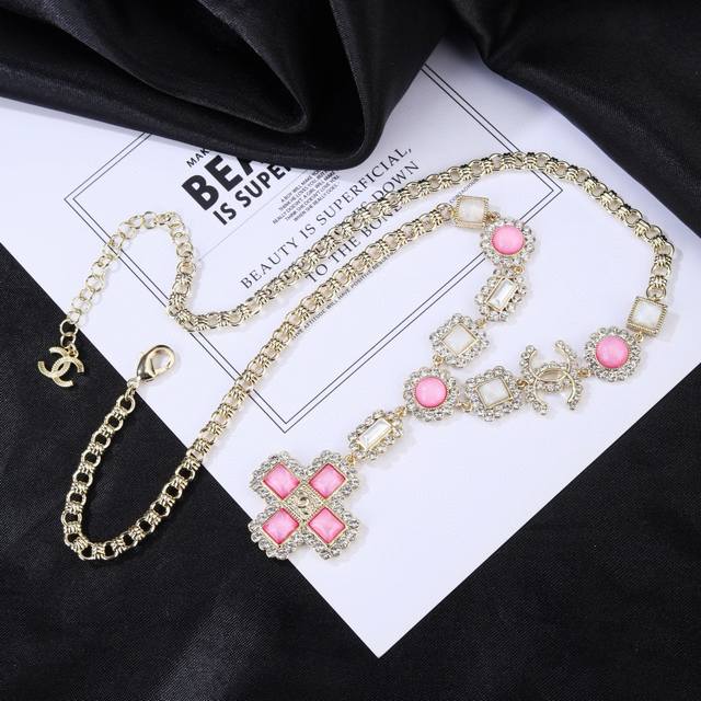 P110 香奈儿 Chanel 新款 彩色 项链 专柜同步上新 双C精工打造原版一致黄铜材质