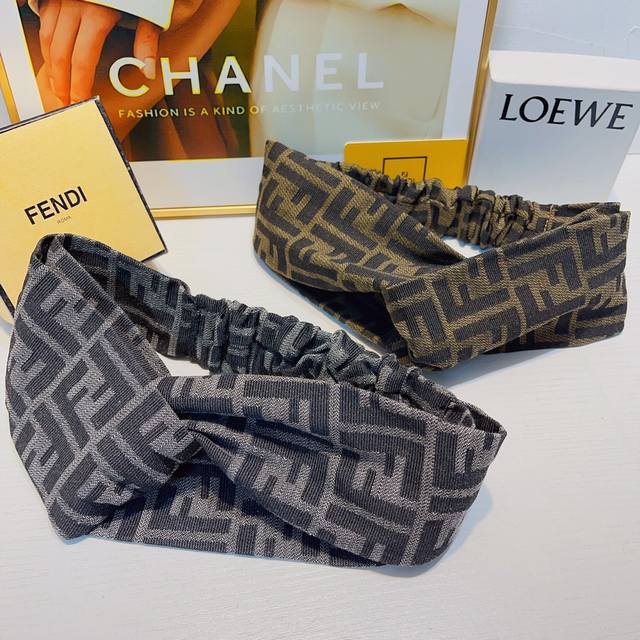 Fendi headband Fendi headband European and American fashion headband, versatile,
