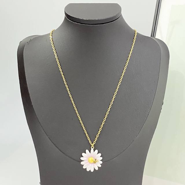 Today's New Arrival Code N1232 P80 Dior Necklace Hot Selling Item New Arrival Di Today's New Arrival Code N1232 P80 Dior Necklace Hot Selling Item New Arrival Di
