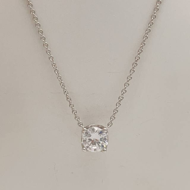 P80 Bvlgari's latest silver single diamond necklace, made of the same batch of b P80 Bvlgari's latest silver single diamond necklace, made of the same batch of b