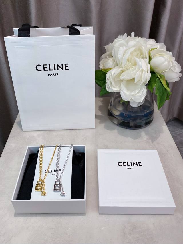 P70 Celine凯旋门锁头项链 赛琳项链 打开你心中的那把锁，每个人心中都有一把锁，而钥匙其实往往就握在你自己手中“愿我们都能拥有那把永不生锈的钥匙，打开彼