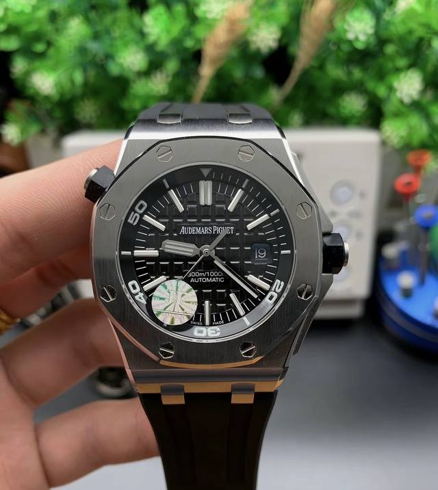 490Audemars Piguet爱彼 皇家橡树离岸型系列 自动机械机芯 300米深度百搭 男表 瑞表 42Mm 黑色表盘