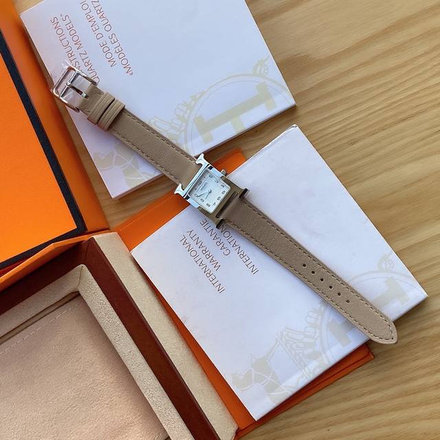 P850 New Arrival: Hermes Heure H series, equipped with a Swiss ETA quartz moveme
