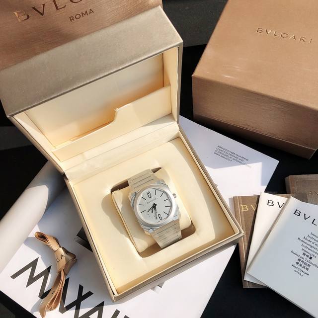 P3450 New Bulgari Octo Finissimo Men's Watch! The Octo series is a very popular