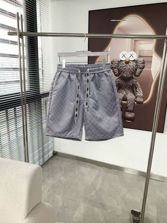 p210 Gucci 2026 Summer New Men's Casual Shorts, all three labels complete. Made