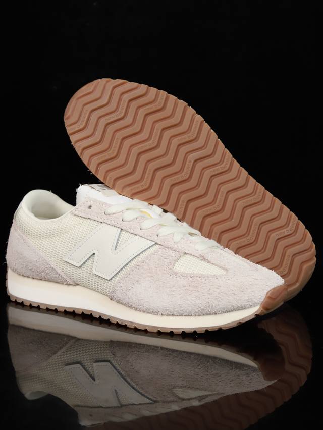 福利特价90 纯原级 New Balance Nb 471系列 471鞋款特别附赠两双带有品牌标识的限定配色鞋带，在色彩的变换间激发更多造型灵感 New Bal