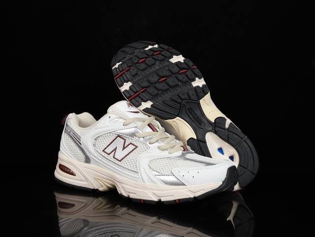 终端特价120 极致性价比 New Balance Nb530 新百伦复古透气跑步鞋 抛弃过往以皮革为主的人气轮廓 以极具复古风范的跑鞋外观呈现 设计上全鞋以简