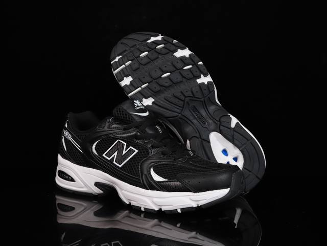 终端特价120 极致性价比 New Balance Nb530 新百伦复古透气跑步鞋 抛弃过往以皮革为主的人气轮廓 以极具复古风范的跑鞋外观呈现 设计上全鞋以简