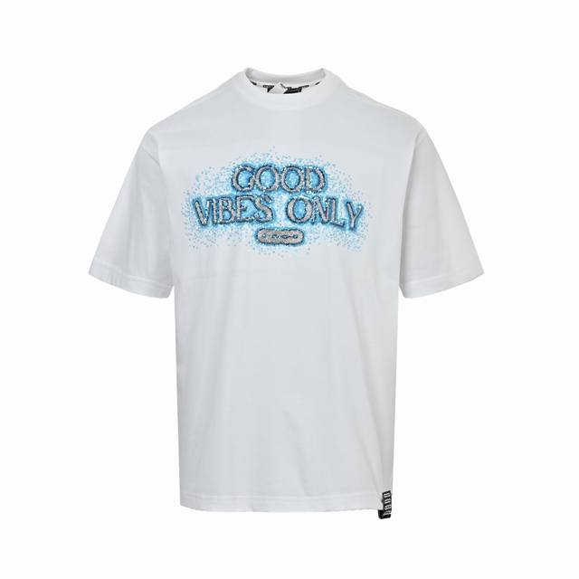 200 Goodbrand 26Ss Blue Galaxy Tube Beaded Slogan Short-Sleeve T-Shirt Color: Wh