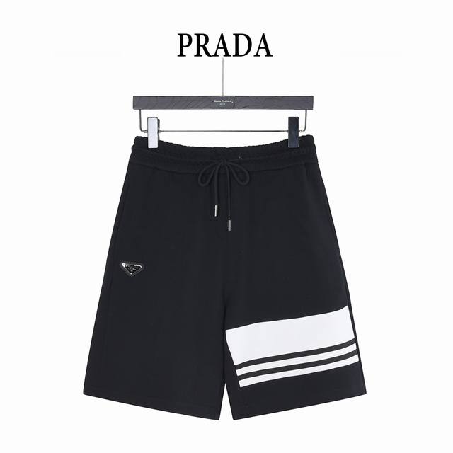 180 prada 普拉达 下摆条纹拼接三角标镶嵌套装短裤 面料采用400G纯棉毛圈面料，订染颜色后整蚀毛处理， 对照原版做丝滑超柔处理，布面肌理股线清晰明显，