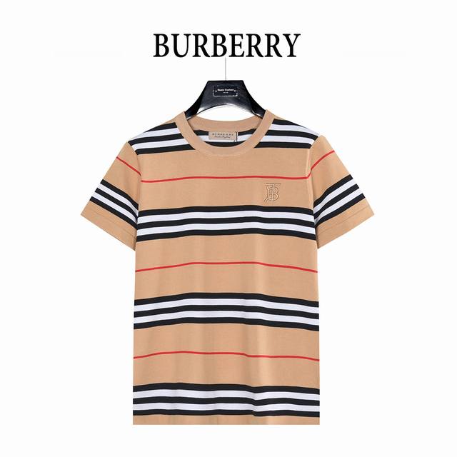 180 Burberry 巴宝莉 经典Tb刺绣条纹针织短袖T恤 原版短袖7700，72%羊毛28%化纤，原版三种颜色定染纱线。 12针进口电脑织机，三种纱线交织