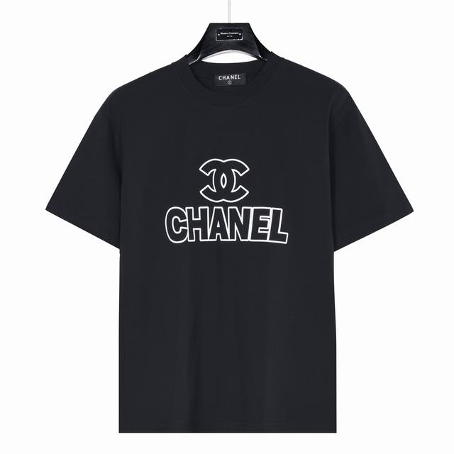 140 Chanel 香奈儿26Ss双C字母印花短袖T恤 面料采用280克重精梳棉 定制32支1*1螺纹 成衣两遍水洗处理 面料舒适亲肤无异感 定制定染面料 纺