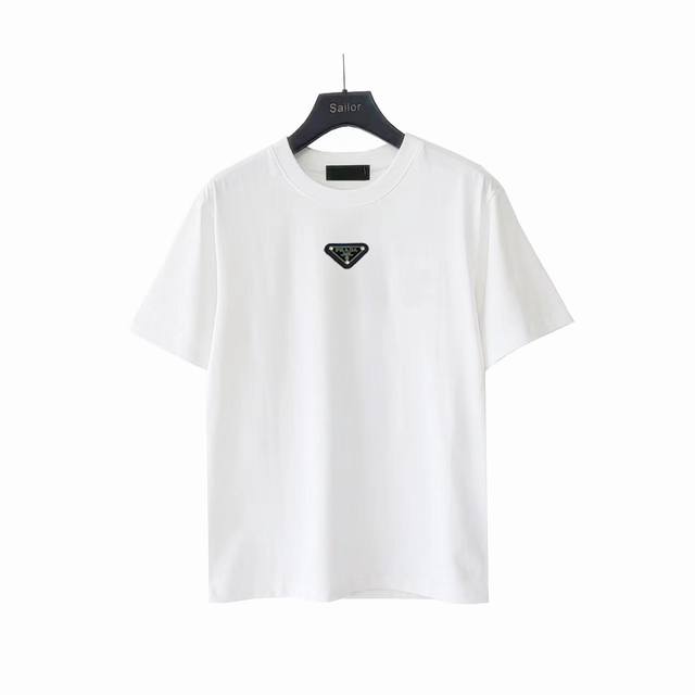 170 实拍细节图 +尺码表 prada 普拉达 24Ss胸前三角标Logo短袖T桖 升级，灵感源自八十年代复古 原版面料 官方同款 短袖T恤 定制 同缸染面料