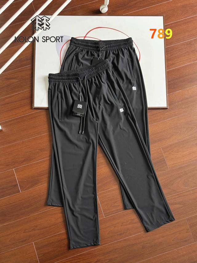 p160夏季速干长裤 Kolonsport 可隆冰丝弹力速干休闲运动直筒长裤防晒 此款裤子非常百搭，弹力腰围，加宽加厚腰头！直口设计！ 3D立体工艺剪裁 上身凸
