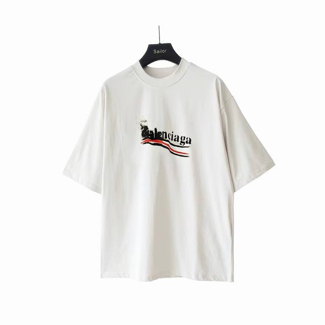 170 实拍细节图+尺码表 巴黎世家Balenciaga溶解可乐网点印花短袖 进口椭圆机处理 在网点印花还得椭圆机高级 溶解可乐出来的模糊感 此印花原版到手调试
