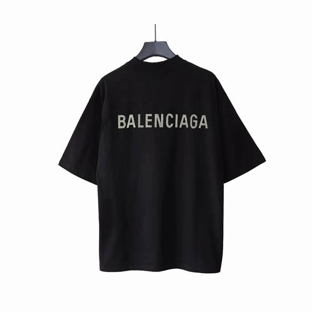 p170 实拍细节图+尺码表 巴黎世家Balenciagg 新款前后中间字母烫钻短袖 24年主麦上身 前后选用进口奥钻 精密排序后采用重工高温热压至衣身做工完美