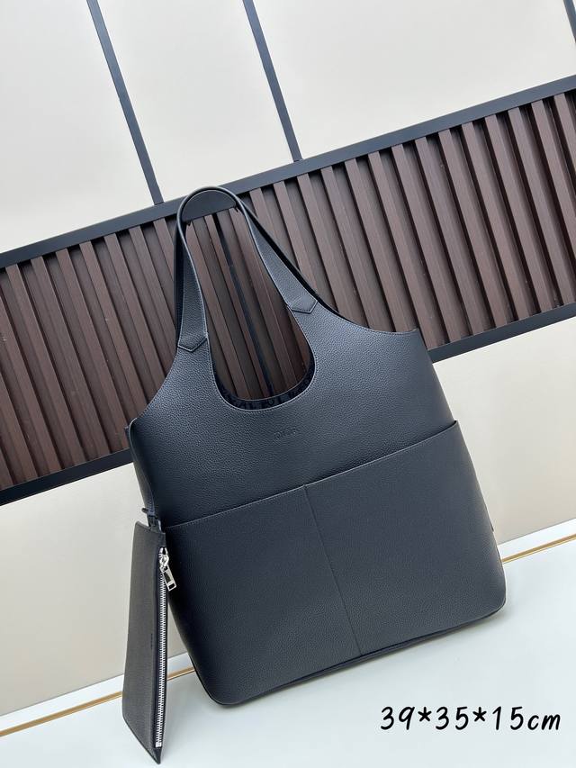 p640 This Dior Priv