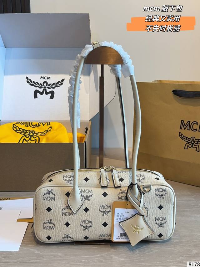 p260 with gift box Mcm New Bowling Bag The more you look at it, the cuter it get