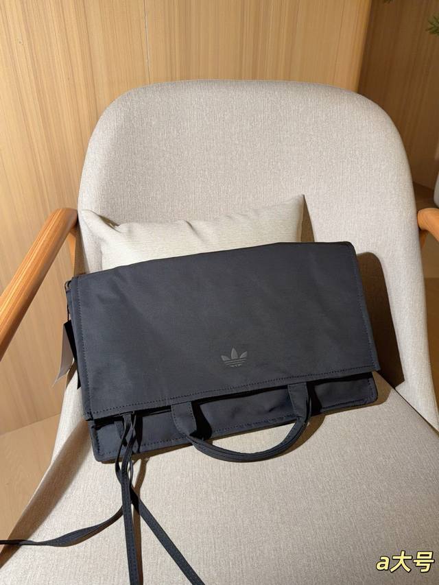 270 Large size Adidas Nylon Tote Bag No Box - Easily paired with any outfit. Und
