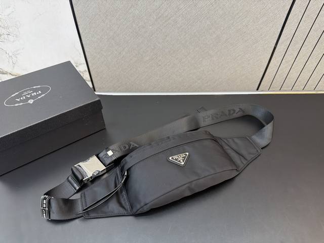 p190 Prada Nylon Waist Bag, Waterproof Fabric Crossbody Backpack, Chest Bag, Cla