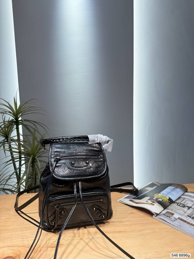 p420 Balenciaga Motorcycle Backpack This Balenciaga motorcycle backpack features