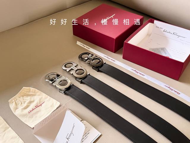 160 Comes with full packaging Ferragamo leather belt All-red paper bag! The clas