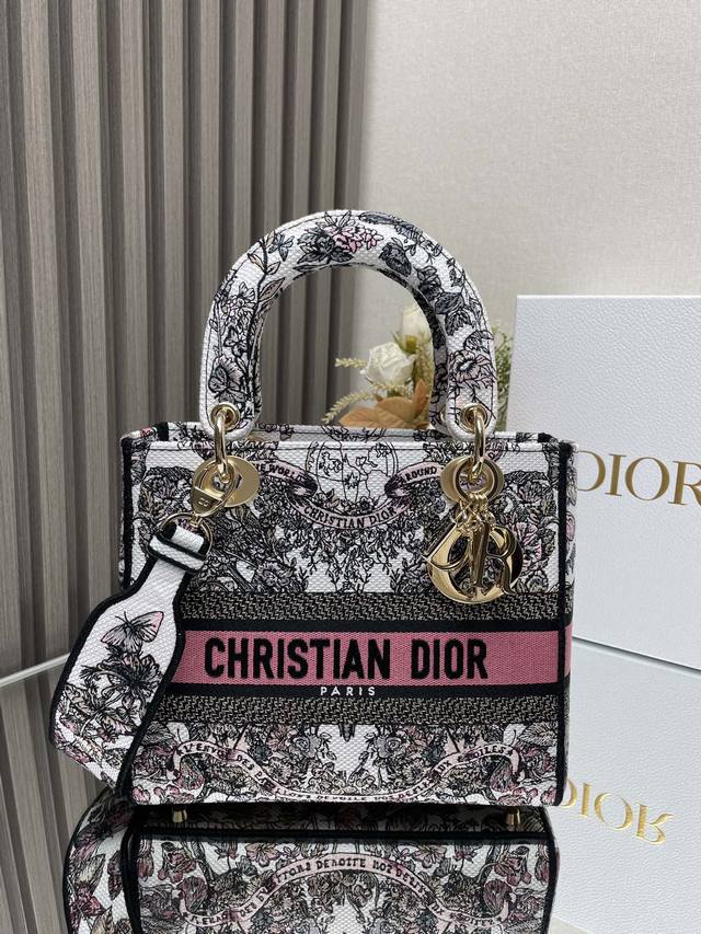 Dior Lady Dior Embroidery p490 Pink Floral Five-Quarter Embroidery Lady Dior Ba