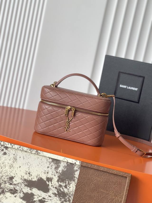 p700 Rose Sandalwood Lambskin Gold Latest Hot Selling Giant Makeup Bag, a large