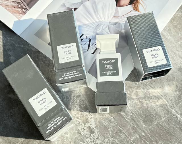 110原单品质 可以让整个冬季都充满魅力的香氛一定是 Tomford秋冬限定雪映流光香水！私人调香系列Soleilneige 雪映流光香水，遇见之初，就和冬日的