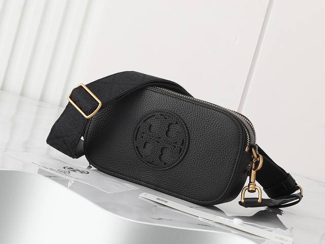 330 Guaranteed genuine leather, original quality. New Tory Burch denim camera ba
