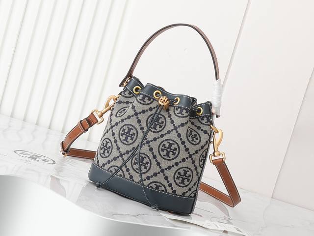 310 Large original quality new product. Pay attention to details. Tory Burch Mon