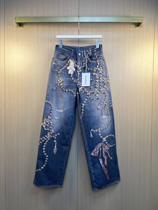 此款支持15天退换 p310 Acne 3D水晶链条蝴蝶结印花牛仔裤 尺寸:Xs S M L Xl Xxl 此款支持15天退换 p310 Acne 3D水晶链条蝴蝶结印花牛仔裤 尺寸:Xs S M L Xl Xxl