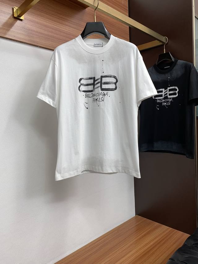 p160 巴黎世家 26Ss春夏新款 纯棉质圆领短袖 男士基础款纯白专柜短袖T恤衫！贸易公司渠道稀出，同步官网发售！基础T恤奉献，这款简约而不失格调的衣物，自问