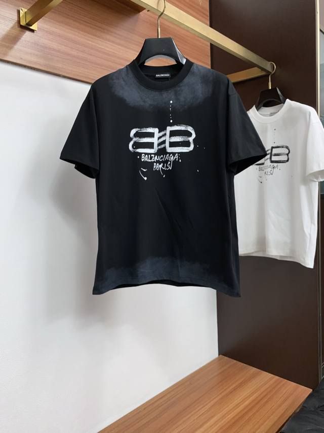 p160 巴黎世家 26Ss春夏新款 纯棉质圆领短袖 男士基础款纯白专柜短袖T恤衫！贸易公司渠道稀出，同步官网发售！基础T恤奉献，这款简约而不失格调的衣物，自问