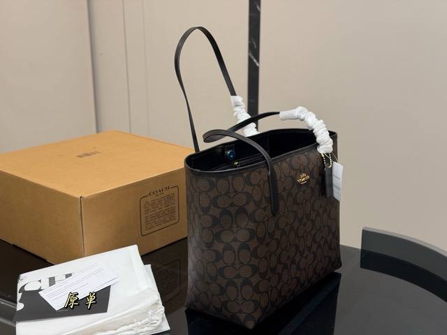 p290 Comes with a replica box. Size: 35*27cm. Coach new single-sided City tote b